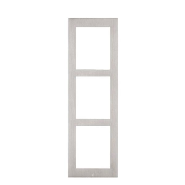 2N IP-Verso Aufputzrahmen 3-Modul silber 9155023 (8595159503882)