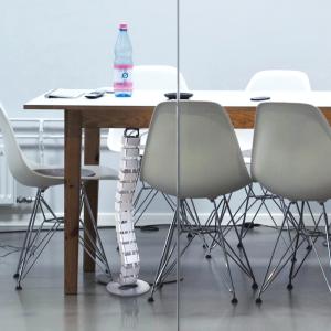 Kabelkanal mit Standfuß, Länge: 800 mm LogiLink KAB0065 (4052792042771)