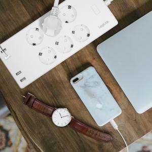 Wi-Fi Smart Steckdosenleiste, 6-fach + 4x USB, weiß LogiLink SH0105 (4052792066784)
