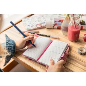 Buchkalender Jolie Beauty 2026 'Dark Love', A5 sigel J6335 (4004360774850)