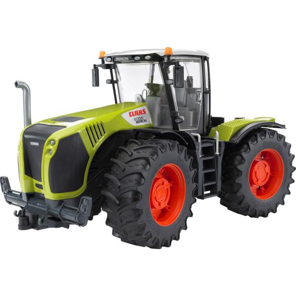 bruder Traktor Claas Xerion 5000 grün 1:16